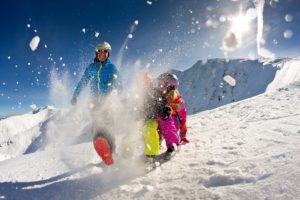 perfect-family-skiing-chopok-jasna-low-tatras-2_1575x1050